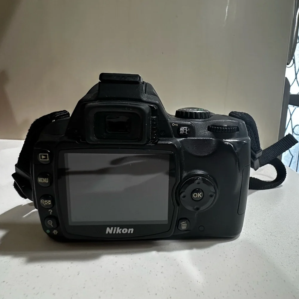 Nikon D40
